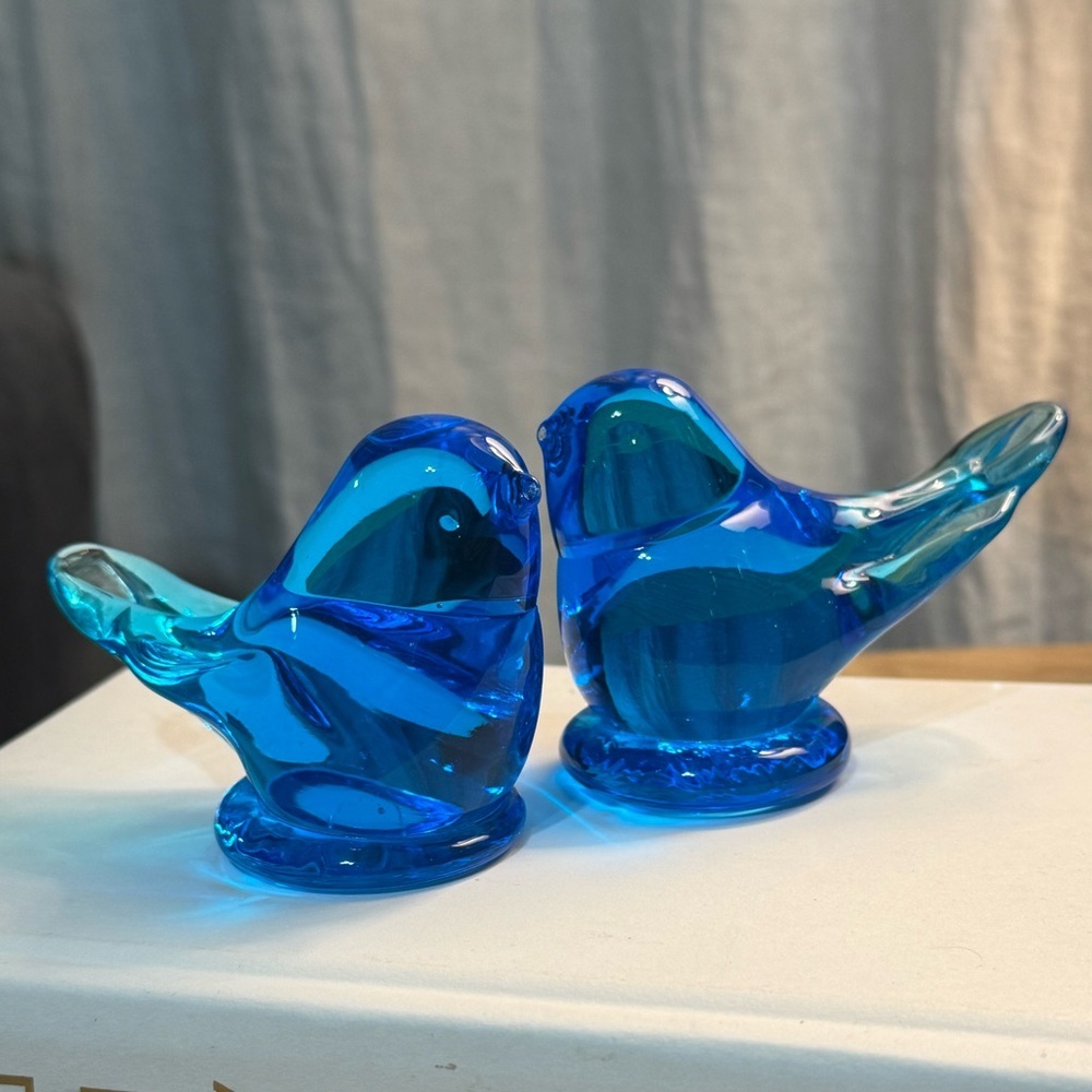 Vintage Leo Ward Bluebird of Happiness
Paperweight Duo Blue Glass Bird Figurines